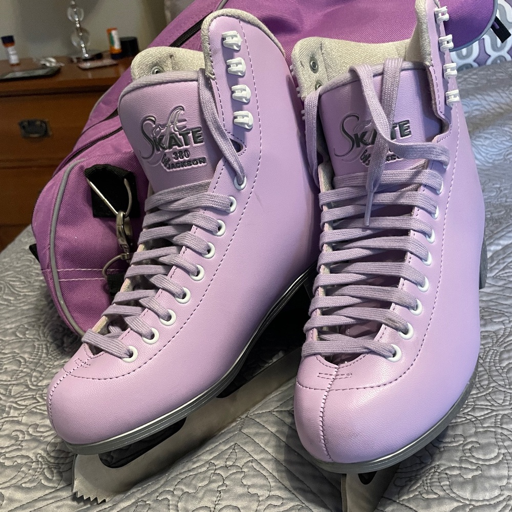 Light purple Jackson SoftSkate 380 ice skates
